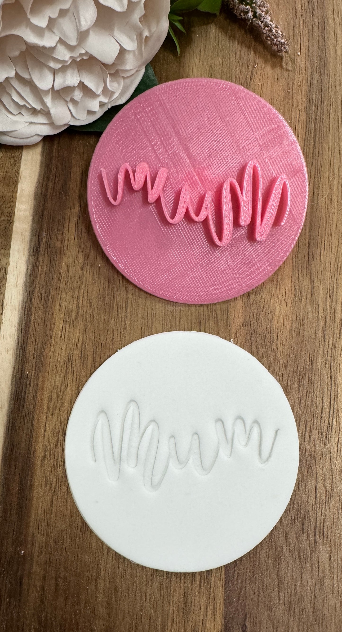 7cm mum mothers day embosser 2