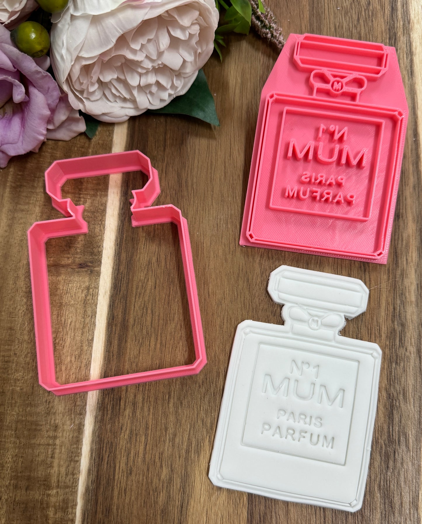 parfum mothers day embosser