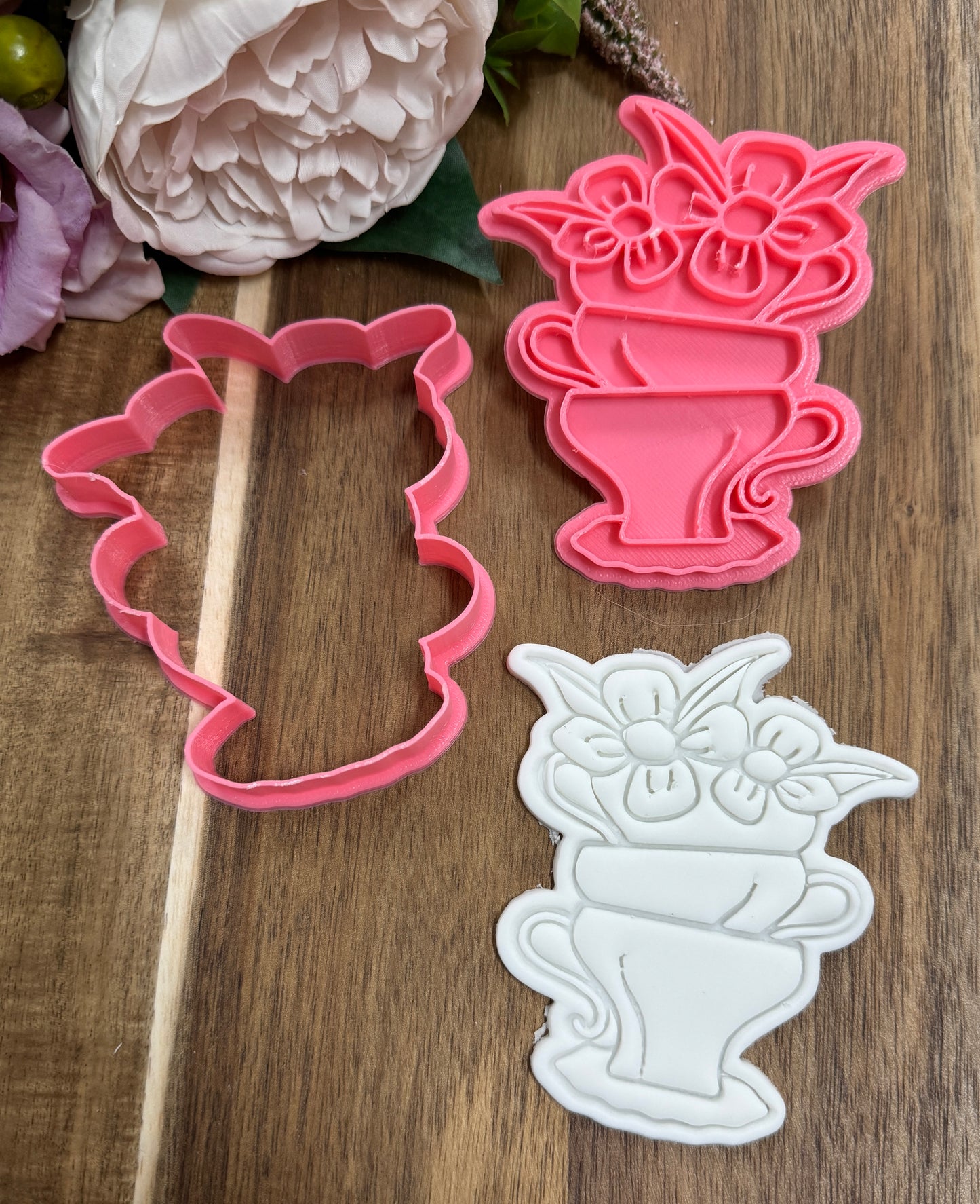 teacup flower mothers day embosser