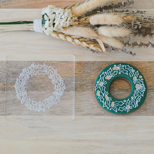 Christmas - Holly Wreath merry debosser